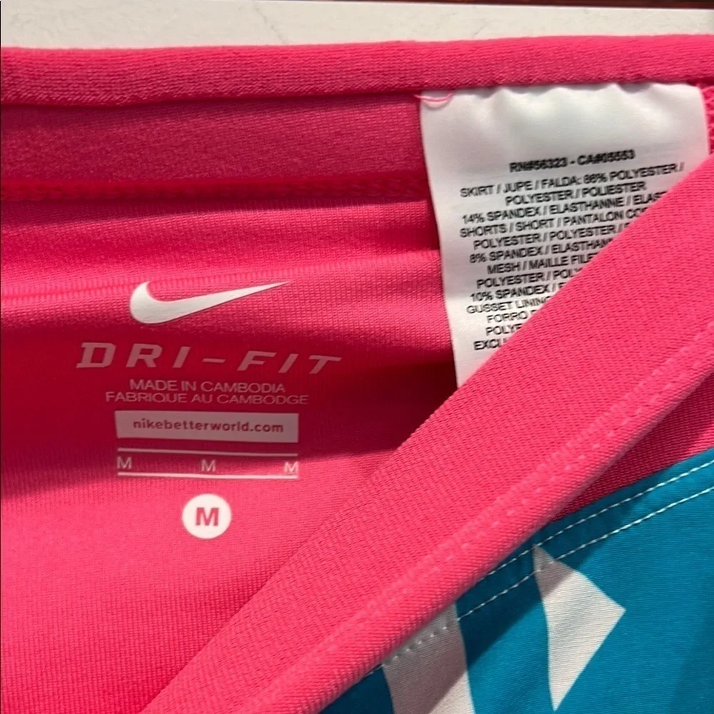 Nike neon Pink Blue Geometric print Women's tennis gold Skort medium women’s